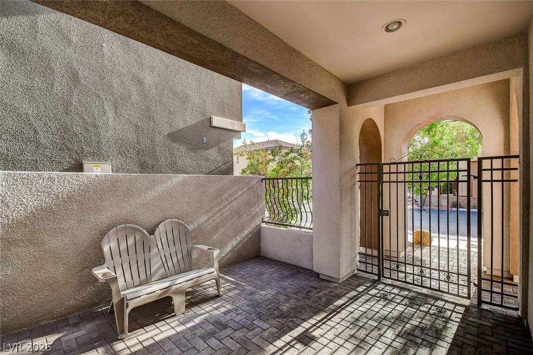 1858 Morro Vista Drive Property Photo 3