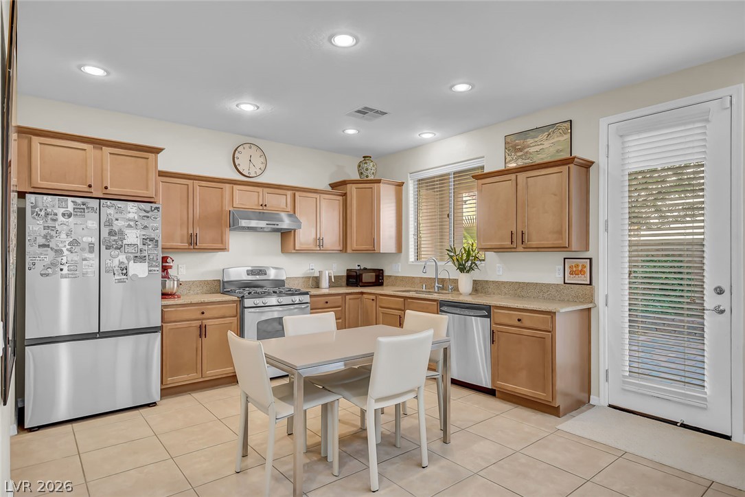 1858 Morro Vista Drive Property Photo 8
