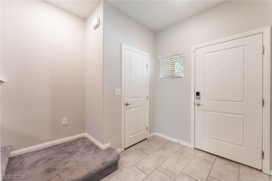 10748 Wild Poppy Avenue Property Photo 6