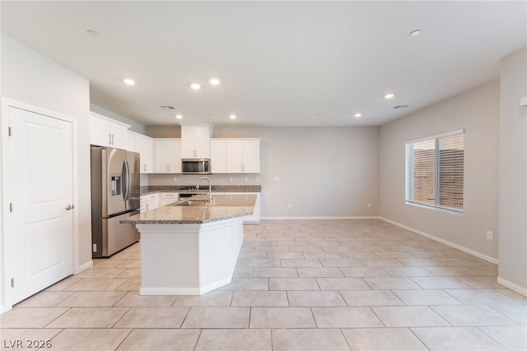 10748 Wild Poppy Avenue Property Photo 10