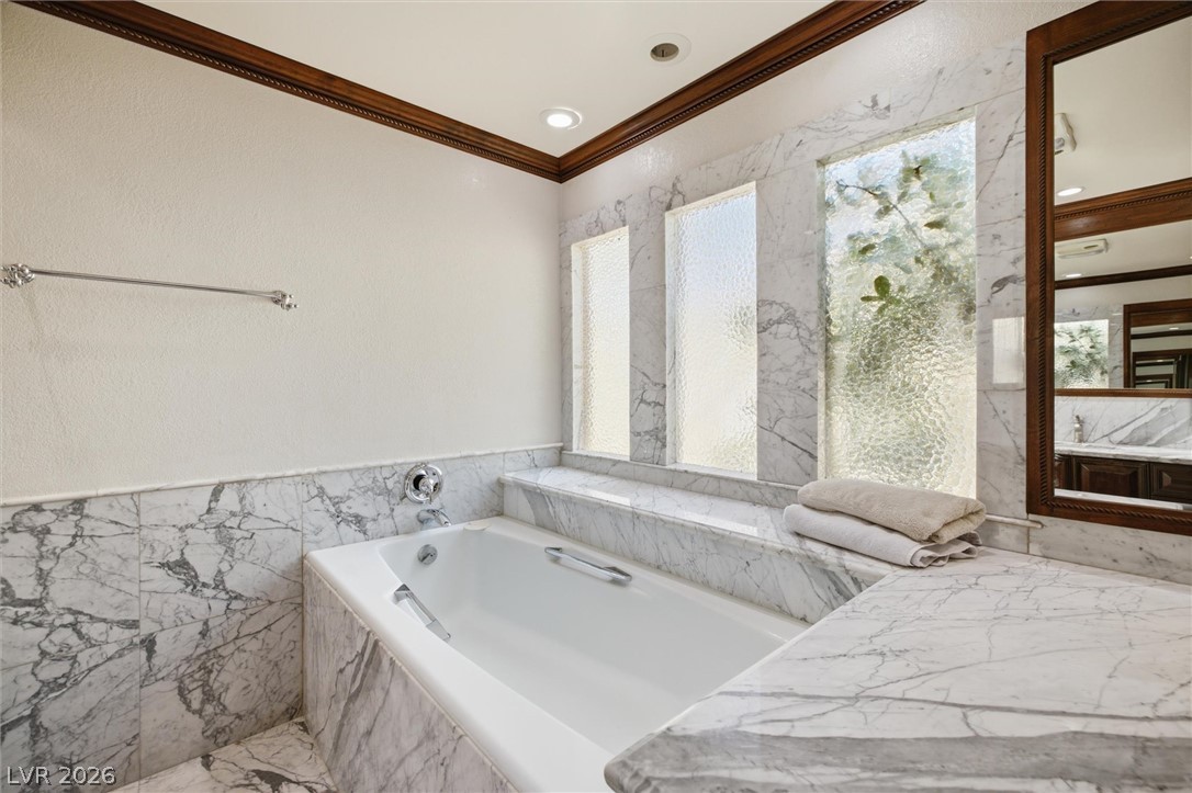3075 Rosanna Street Property Photo 26