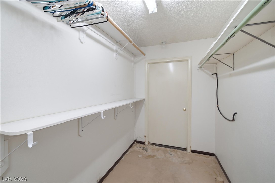 3075 Rosanna Street Property Photo 28
