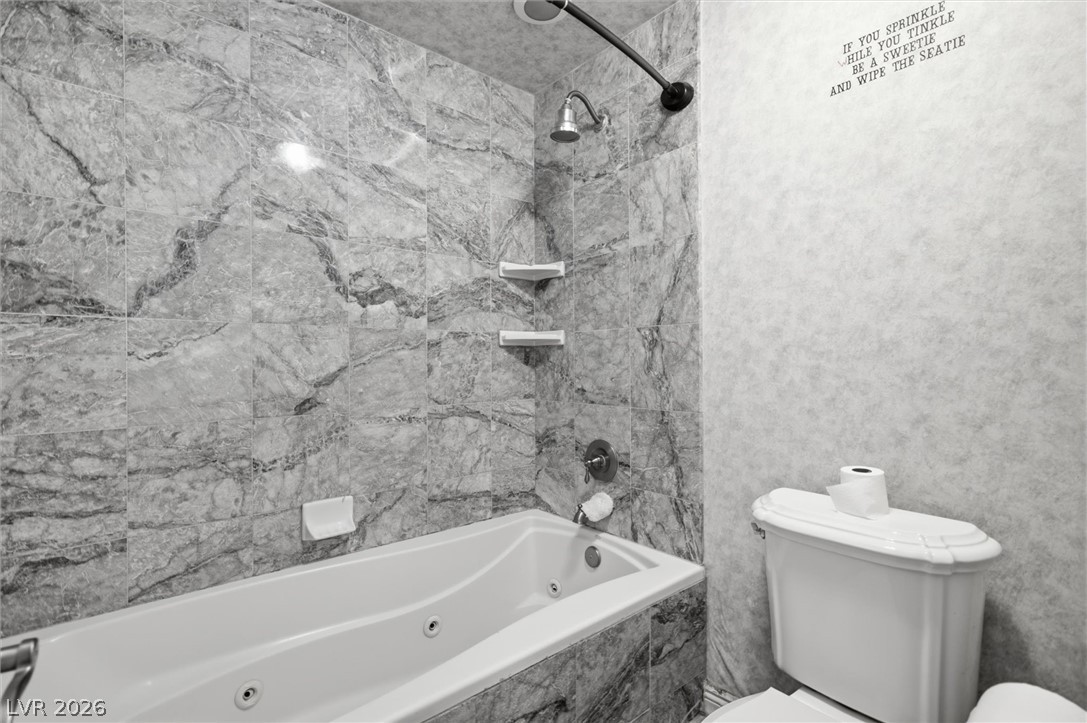 3075 Rosanna Street Property Photo 33