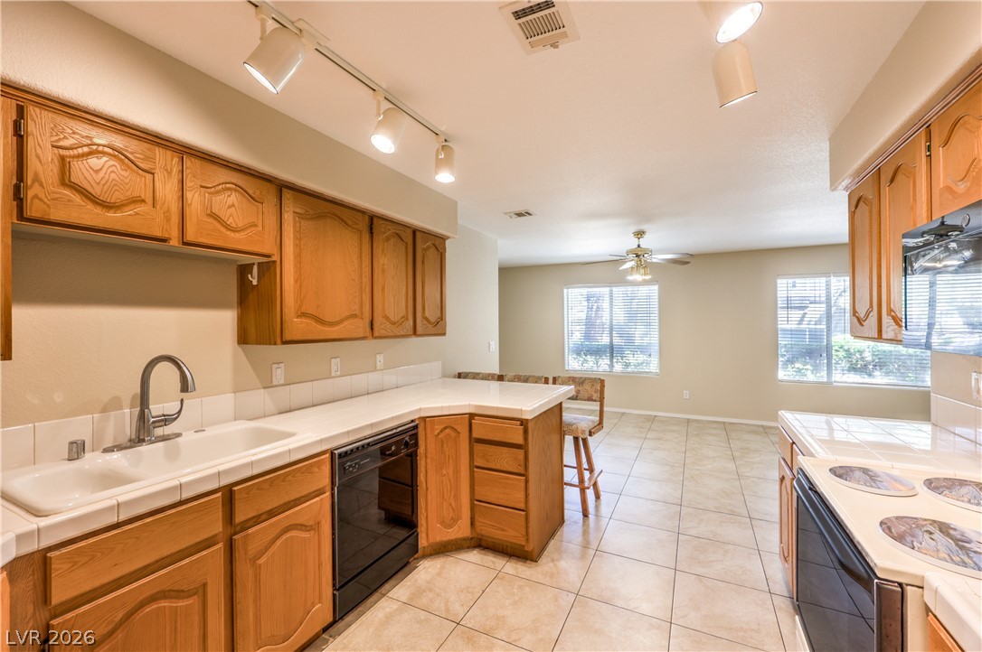 700 Capri Drive 29b Property Photo 6