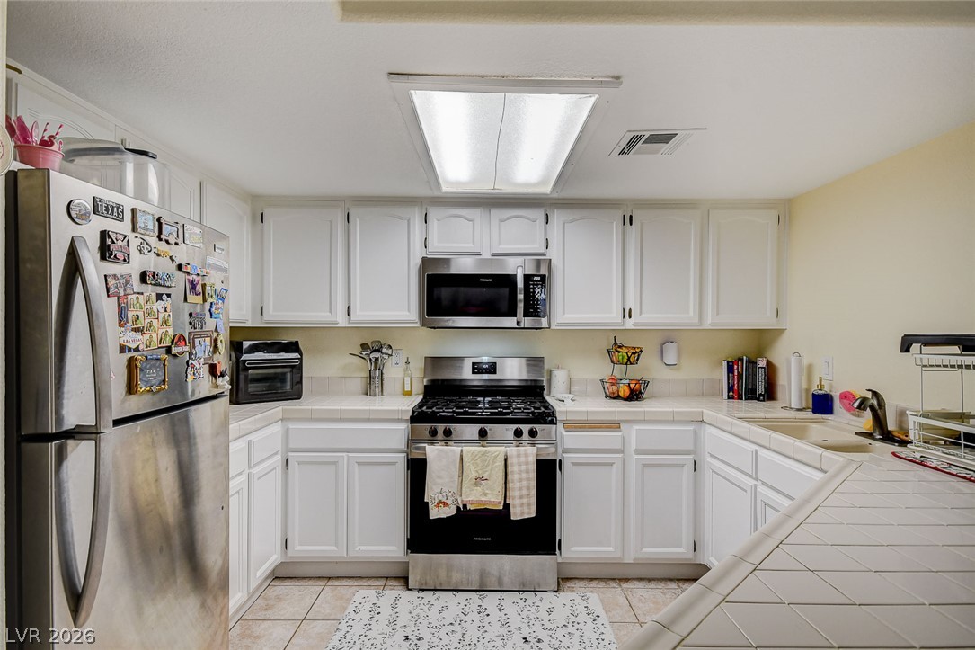8301 Boseck Drive 107 Property Photo 9