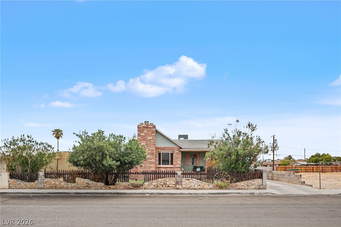 2313 Mccarran Street Property Photo 2