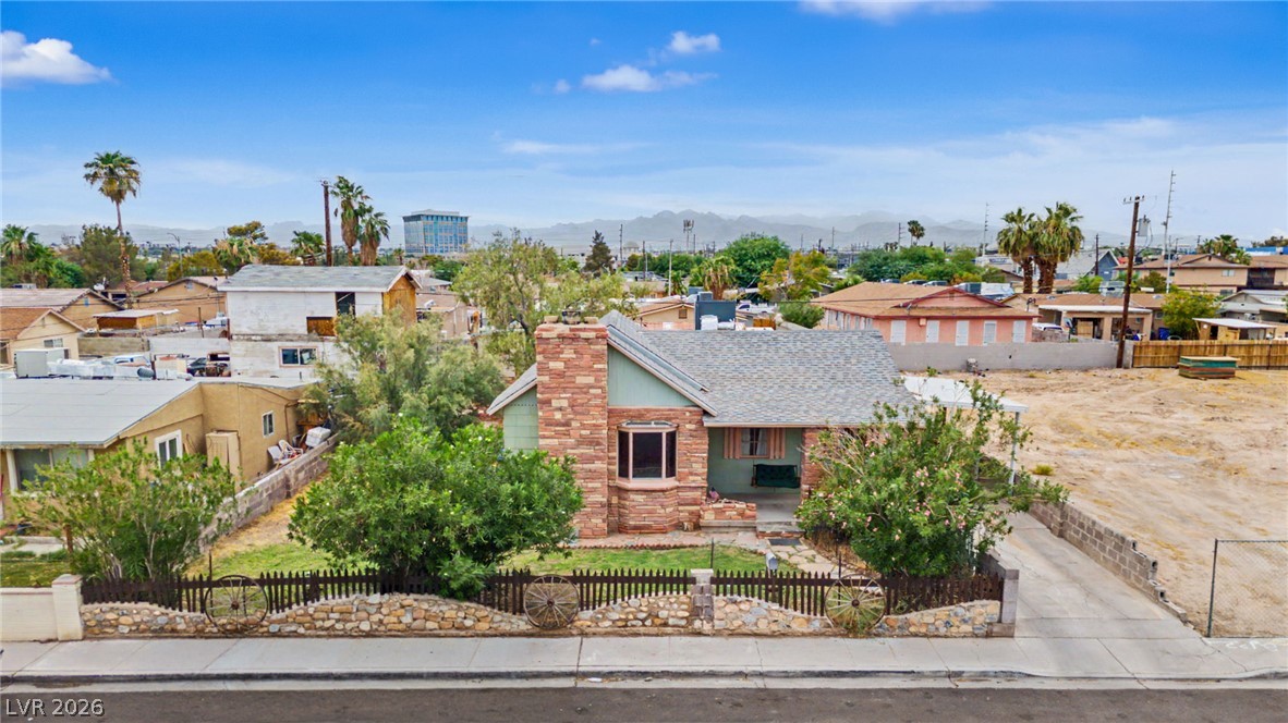 2313 Mccarran Street Property Photo 3