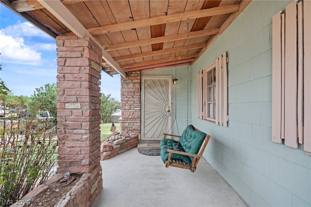 2313 Mccarran Street Property Photo 6