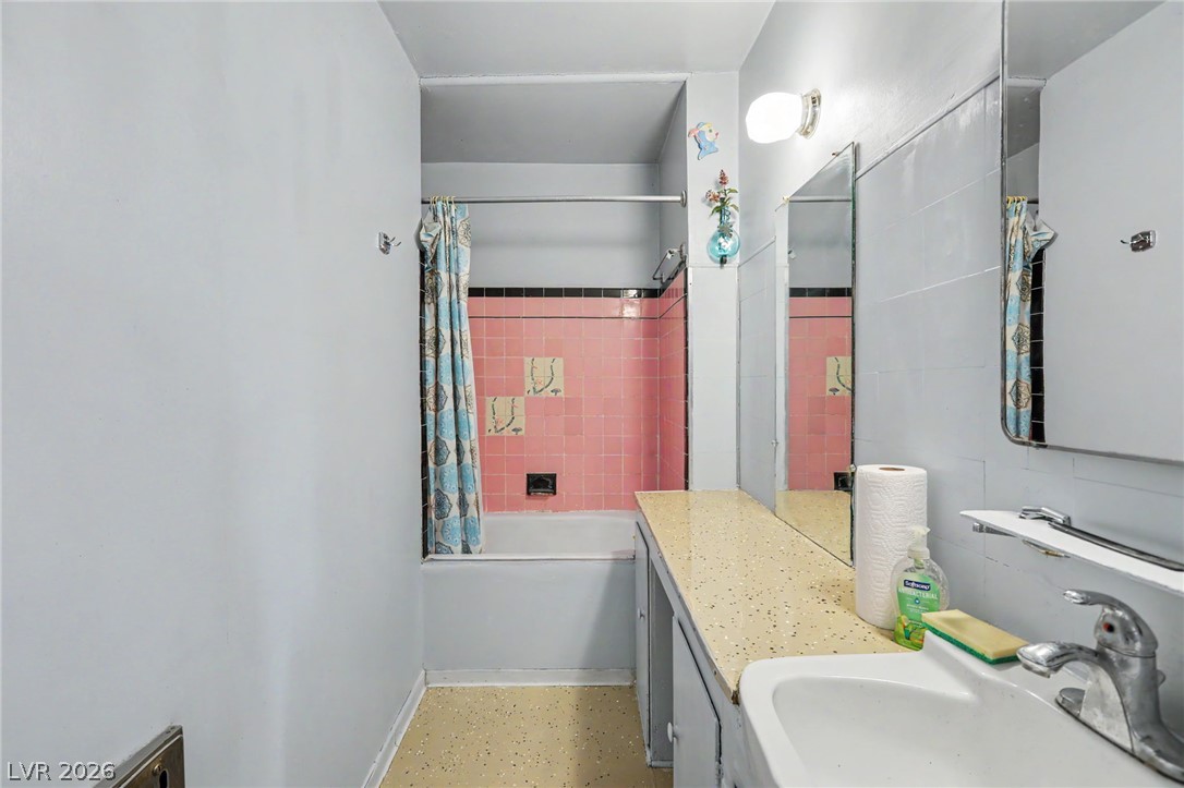 2313 Mccarran Street Property Photo 19