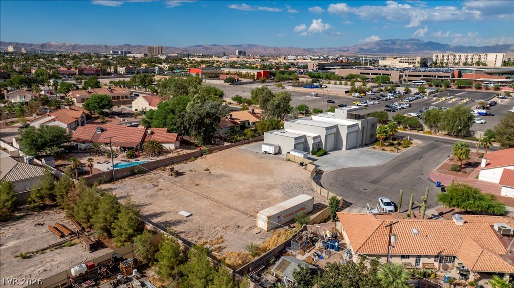 La Cienega Property Photo 3