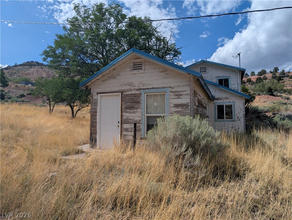 108 Davis Street Property Photo 2