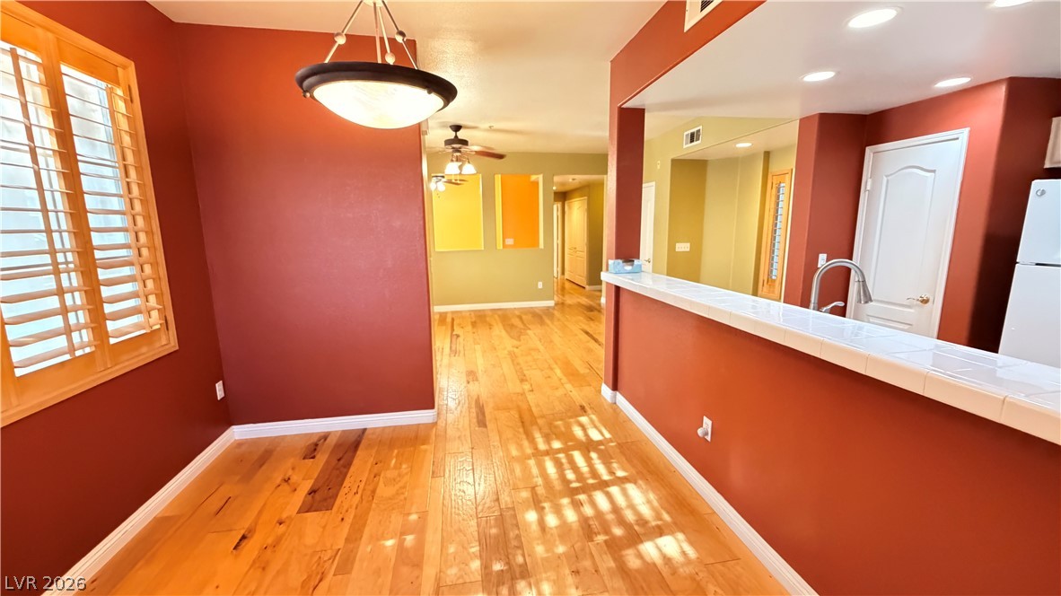 2325 Windmill Parkway 1613 Property Photo 17