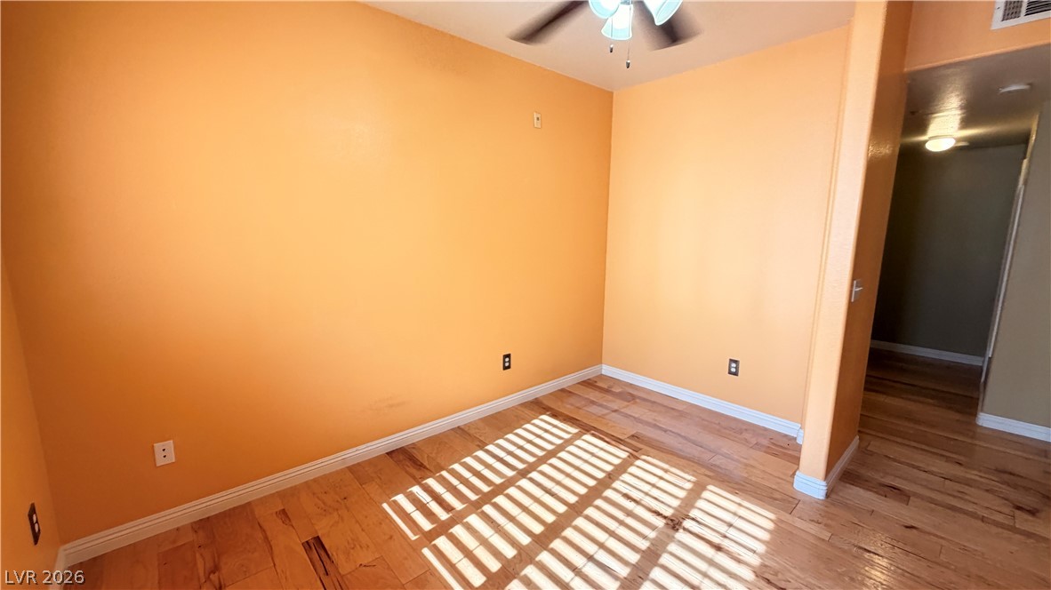 2325 Windmill Parkway 1613 Property Photo 24