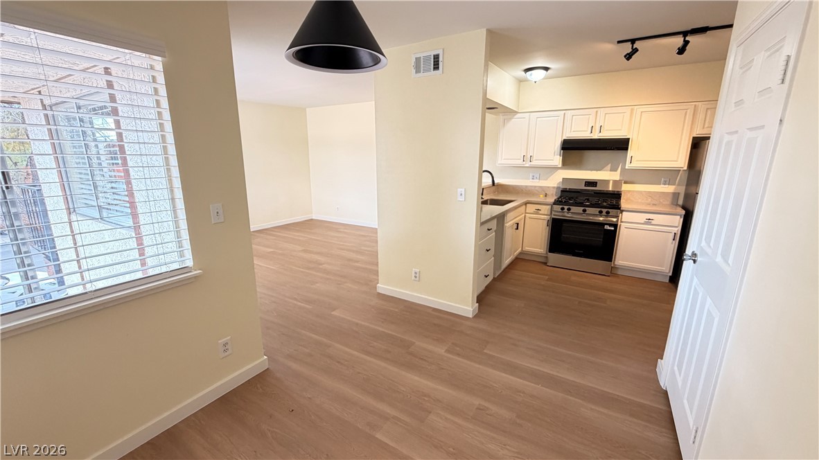 4316 Tara Avenue D Property Photo 12