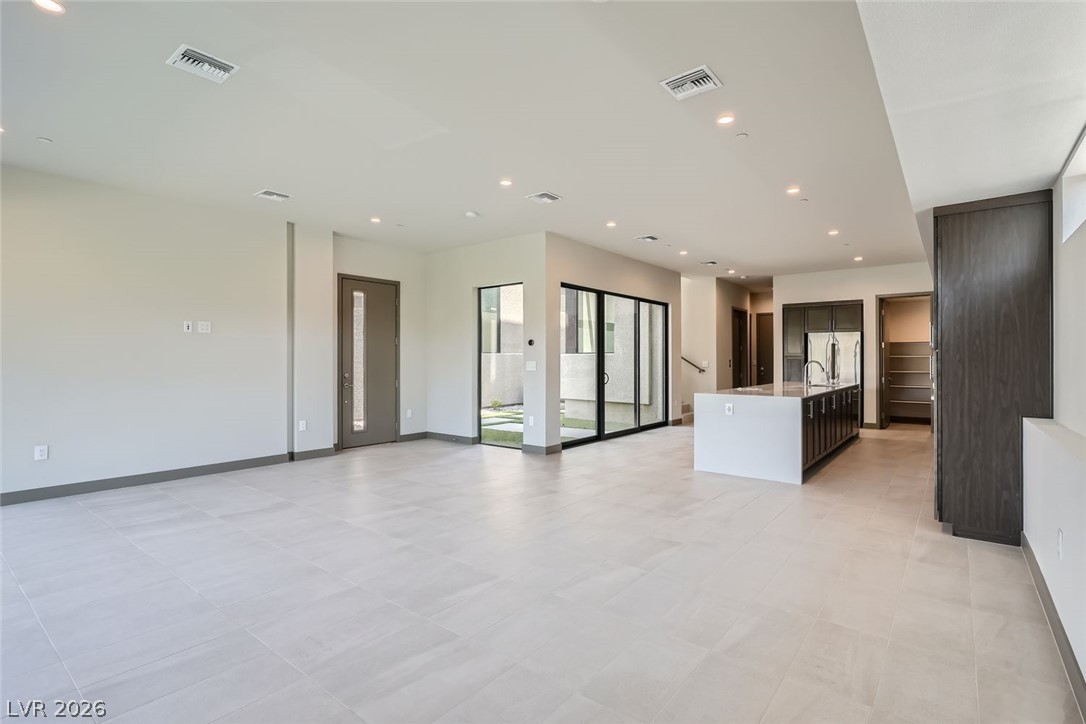 18 Promenade Isle Lane Property Photo 6