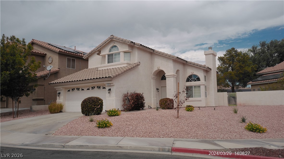 1928 Patagonia Street Property Photo 2