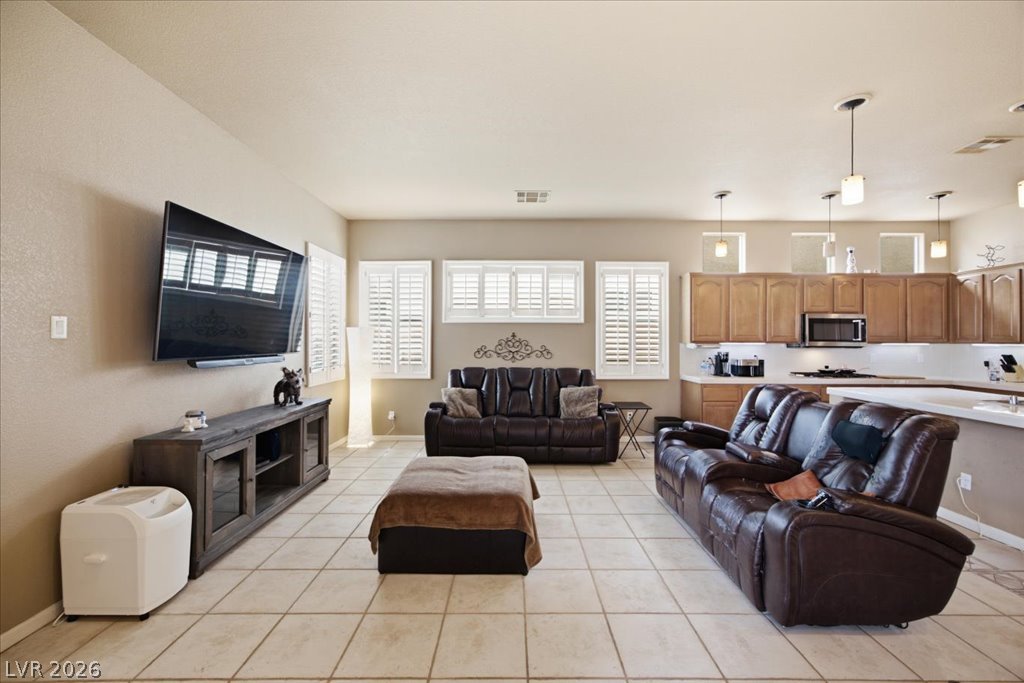 3154 Surf Spray Street Property Photo 18