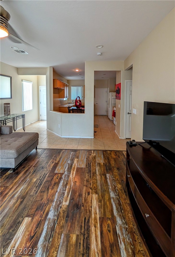 2574 Stardust Valley Drive Property Photo 6