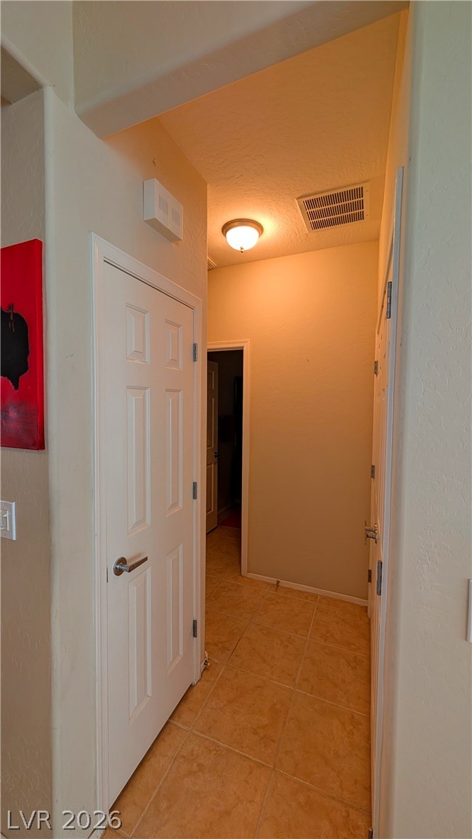 2574 Stardust Valley Drive Property Photo 15