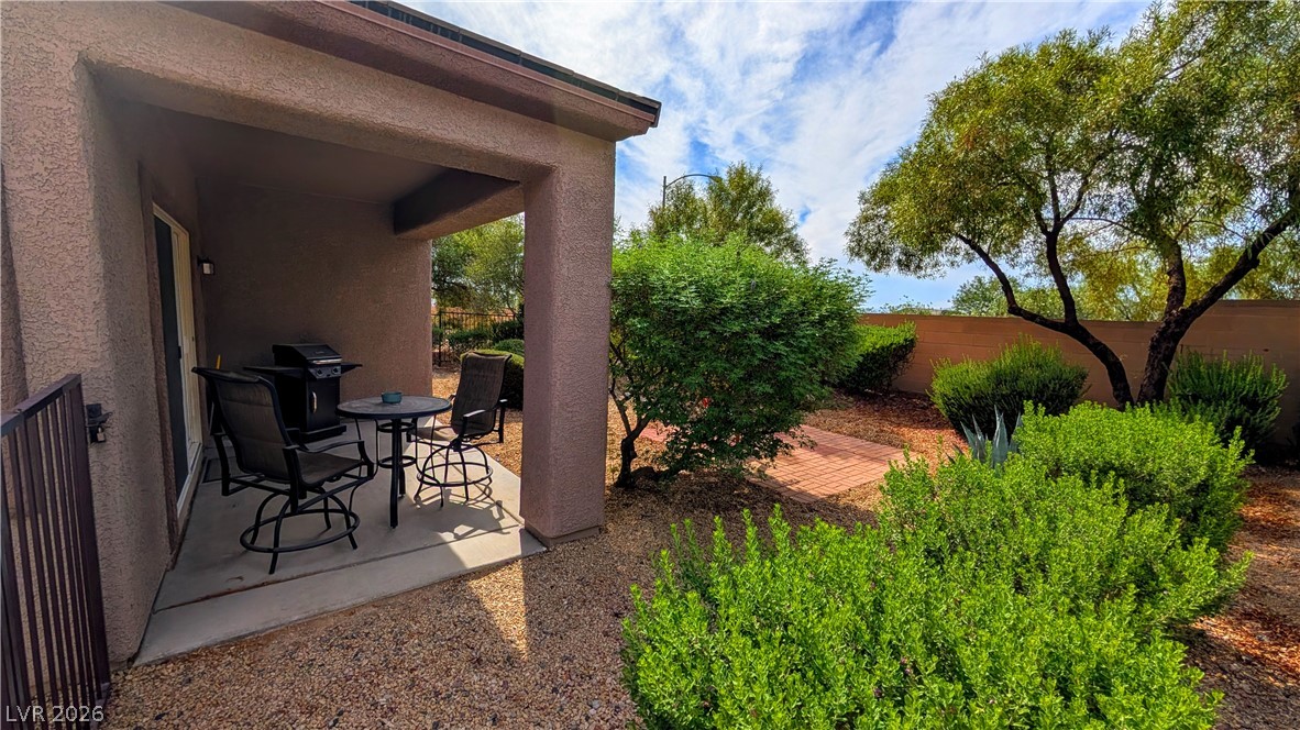 2574 Stardust Valley Drive Property Photo 21