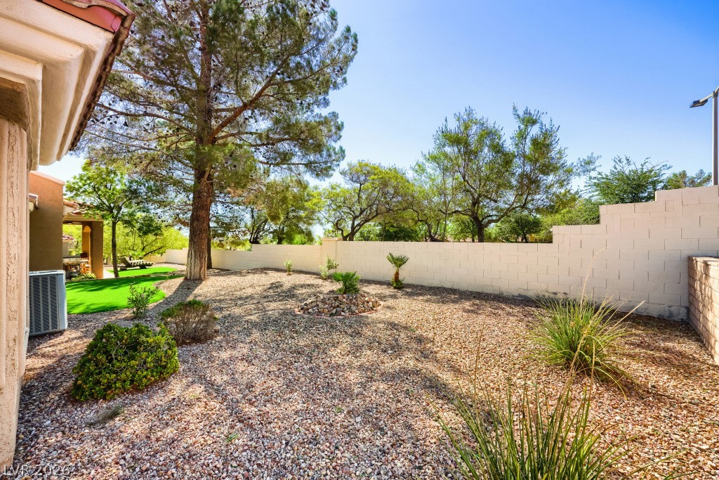10729 Argents Hill Drive Property Photo 36