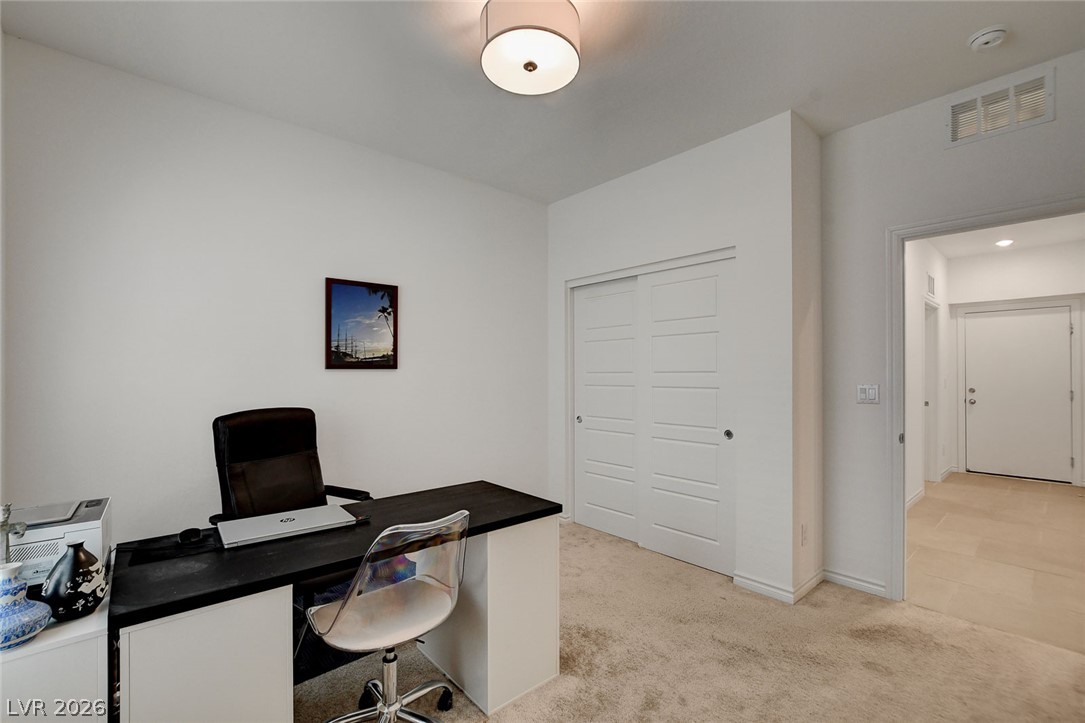600 North Carriage Hill Drive 1035 Property Photo 18
