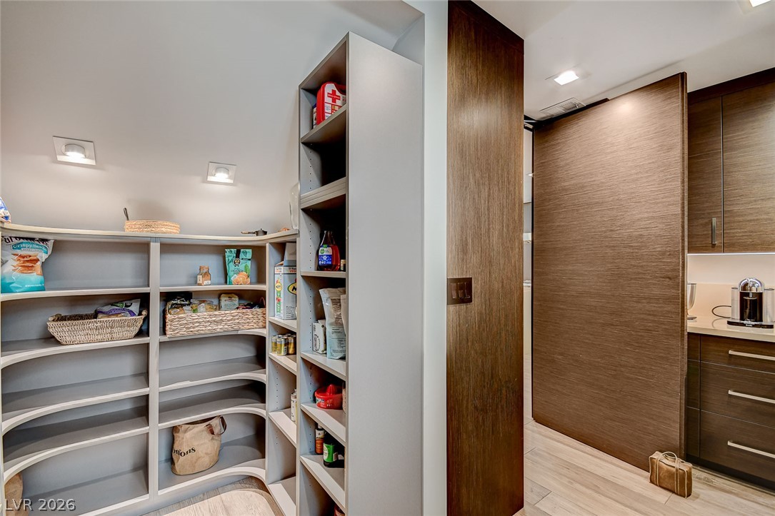 11827 Oakland Hills Drive Property Photo 40