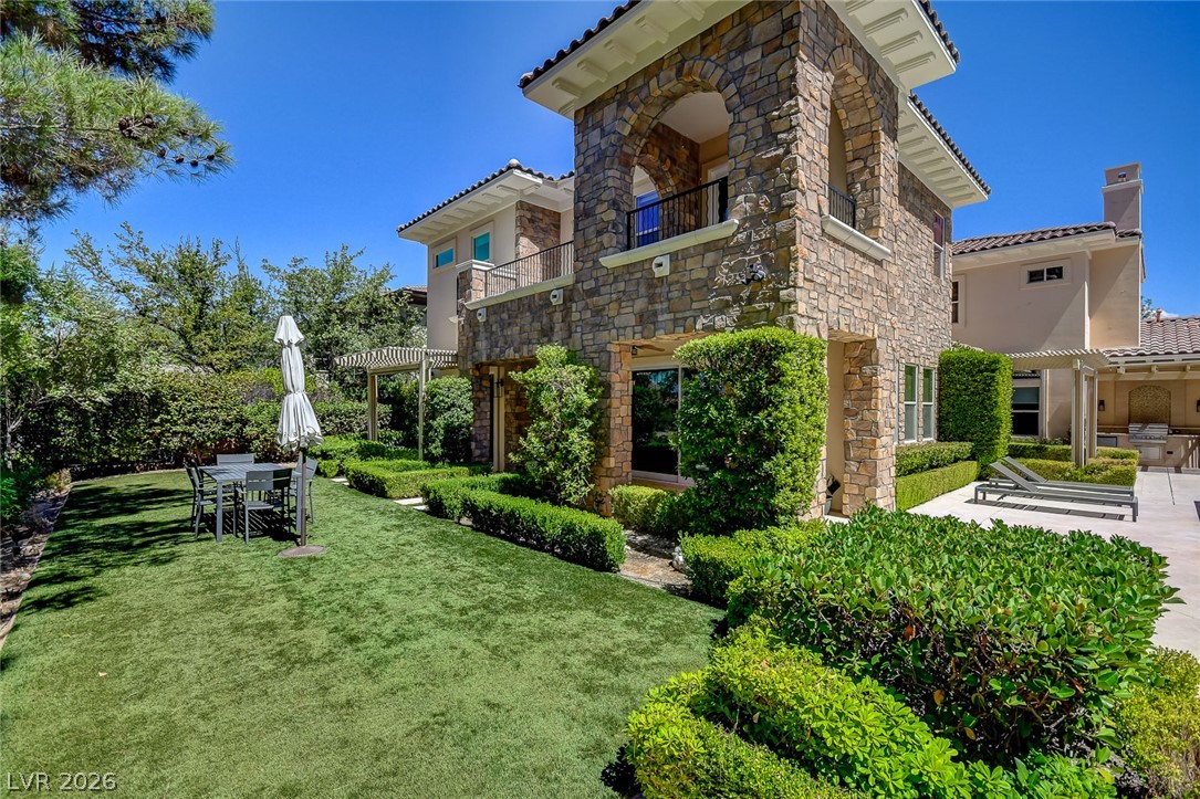 11827 Oakland Hills Drive Property Photo 82