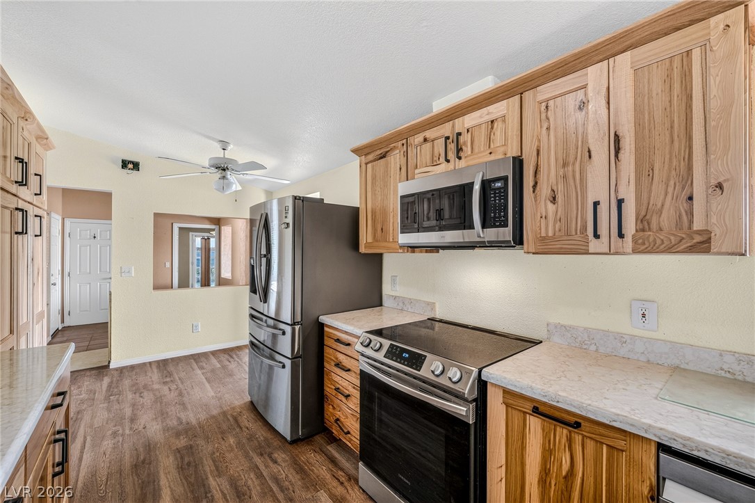 1921 Las Casitas Street Property Photo 23