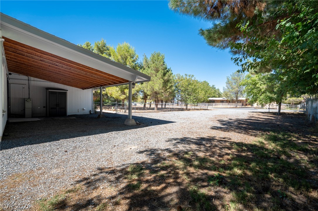 1921 Las Casitas Street Property Photo 43