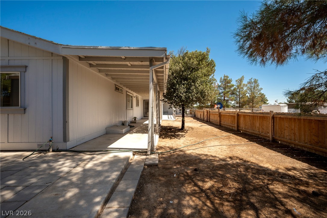 1921 Las Casitas Street Property Photo 45
