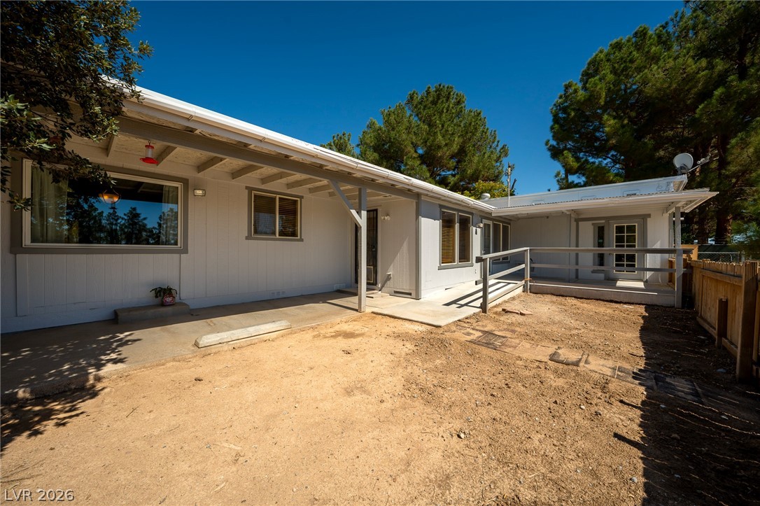 1921 Las Casitas Street Property Photo 49