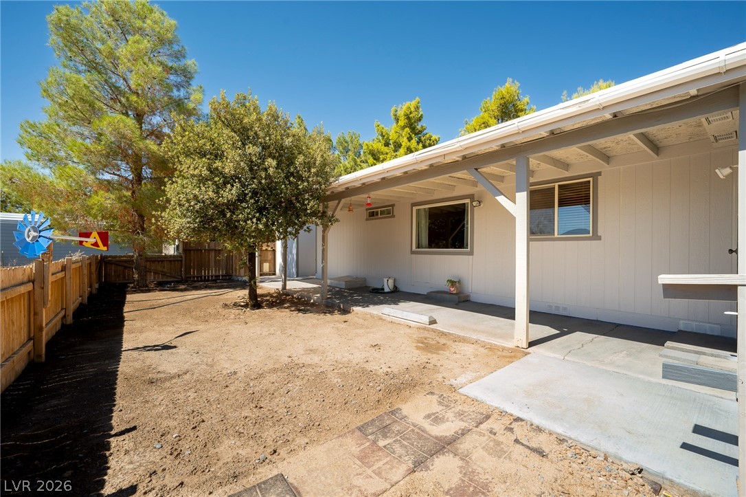 1921 Las Casitas Street Property Photo 53