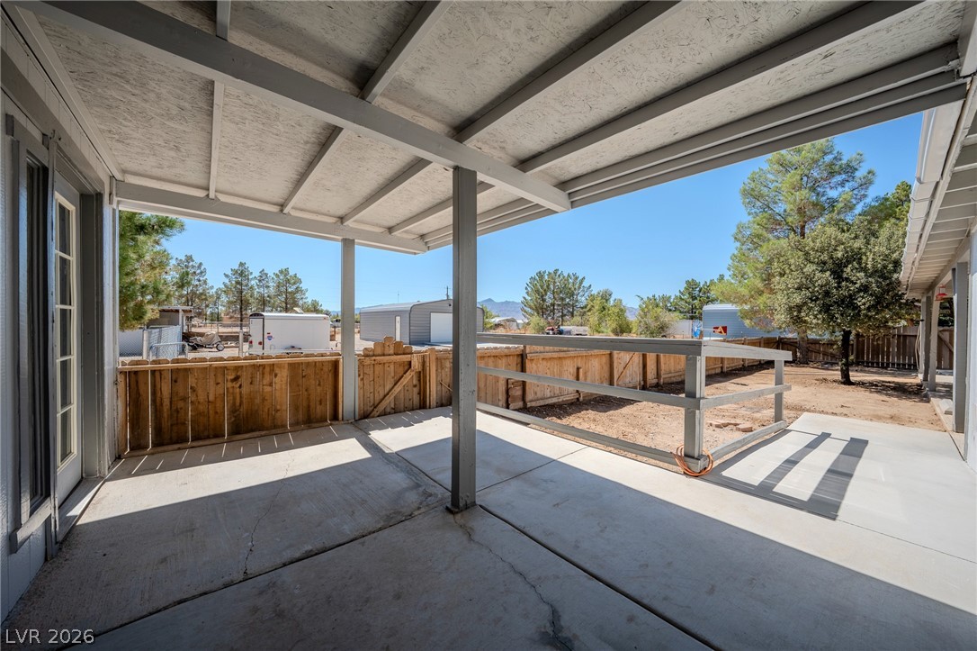 1921 Las Casitas Street Property Photo 54