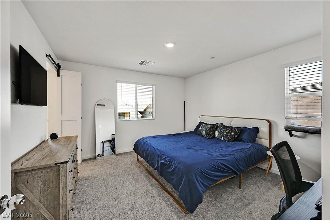 6282 Foxes Dale Street Property Photo 11