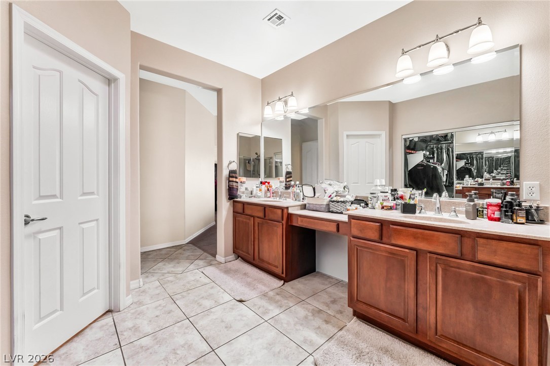 6450 Hughes Springs Drive Property Photo 28