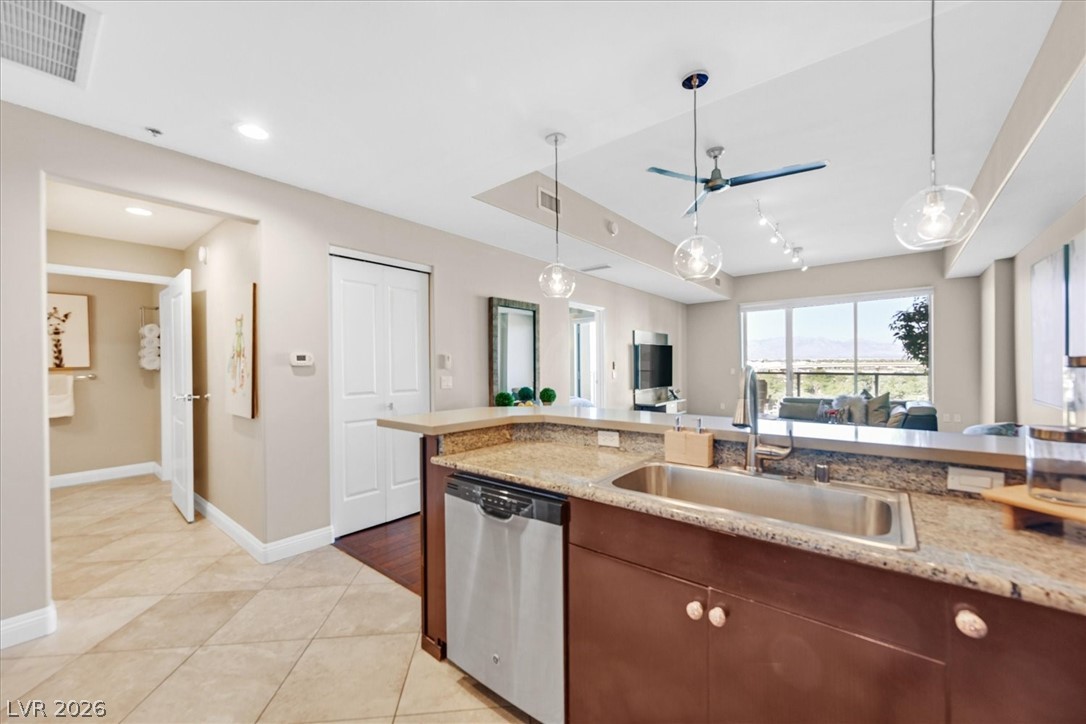 8255 Las Vegas Boulevard 814 Property Photo 6