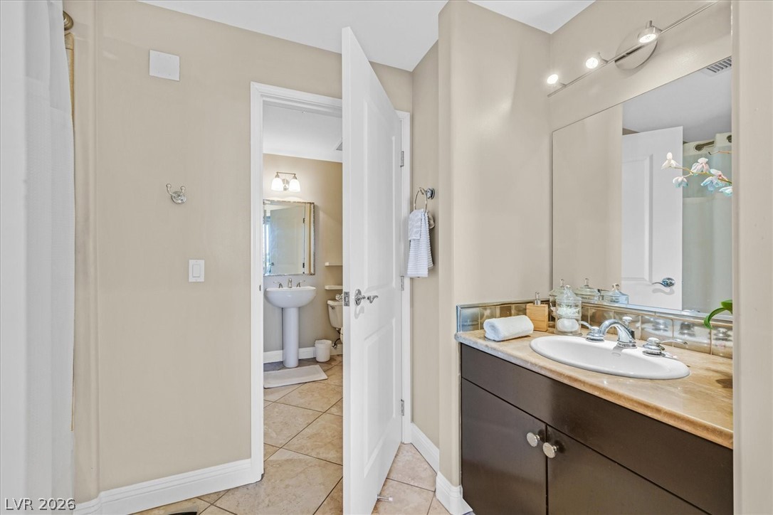 8255 Las Vegas Boulevard 814 Property Photo 15