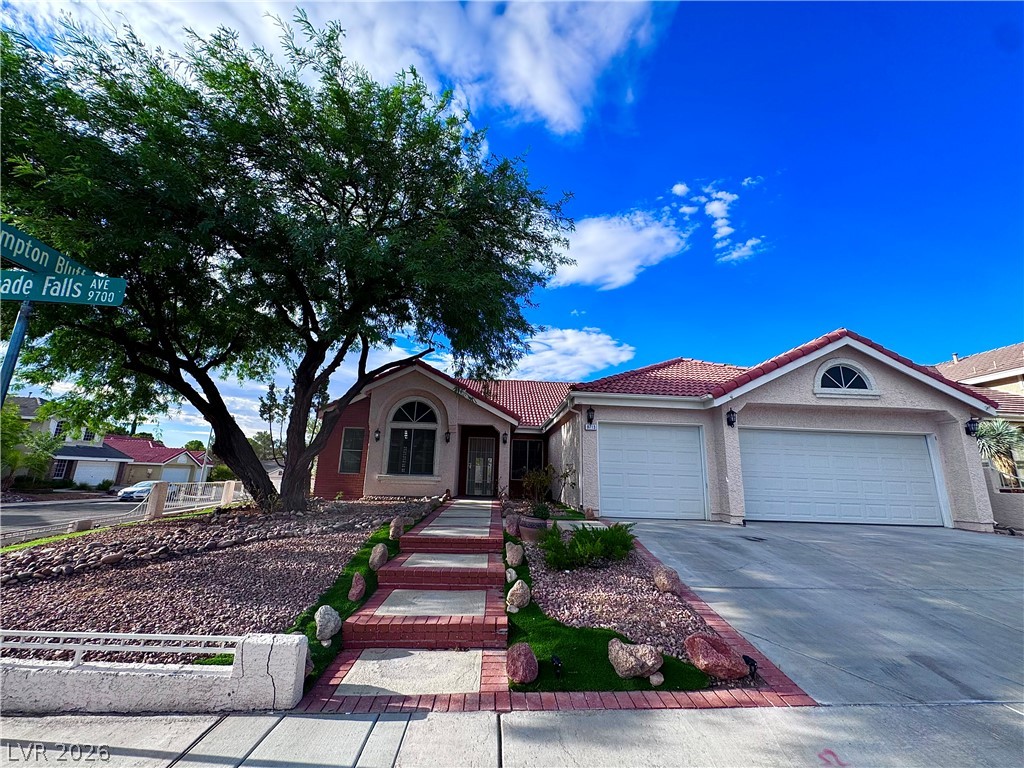 9713 Cascade Falls Avenue Property Photo 12