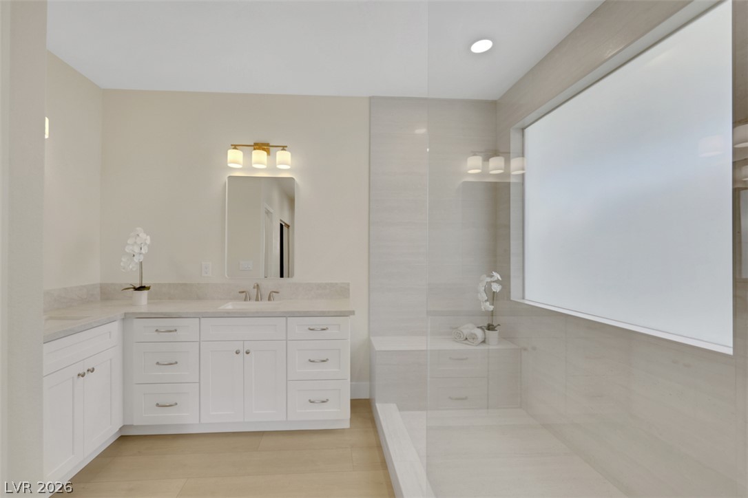 10551 Mandarino Avenue Property Photo 12
