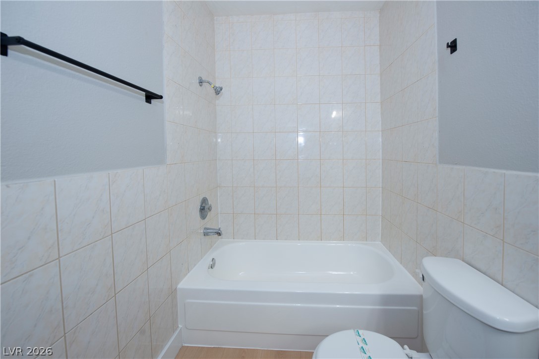 3576 Malafia Circle Property Photo 28
