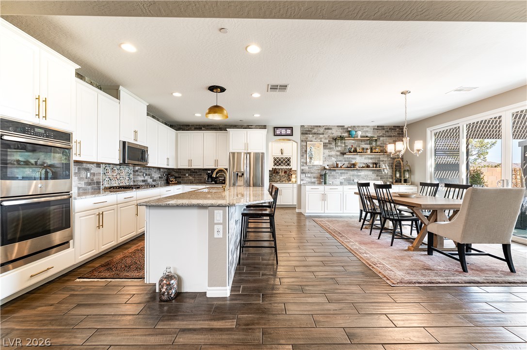 1096 Via Alloro Property Photo 8