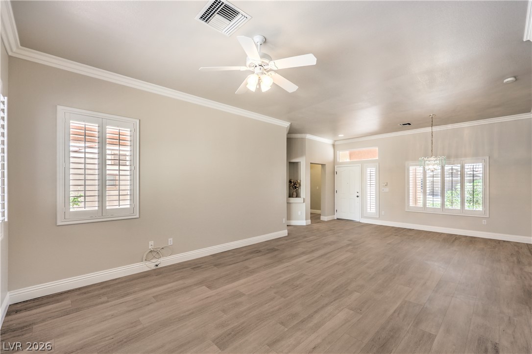 10700 Grand Cypress Avenue Property Photo 14