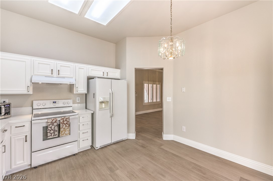 10700 Grand Cypress Avenue Property Photo 16