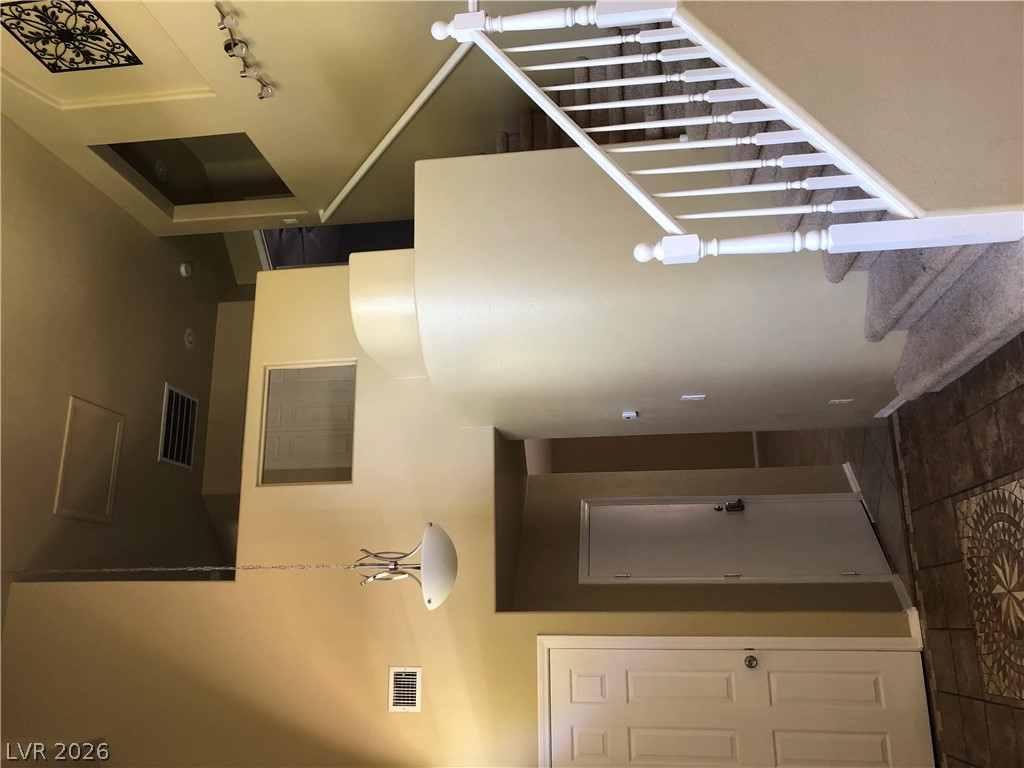 5223 Morning Splash Avenue Property Photo 4