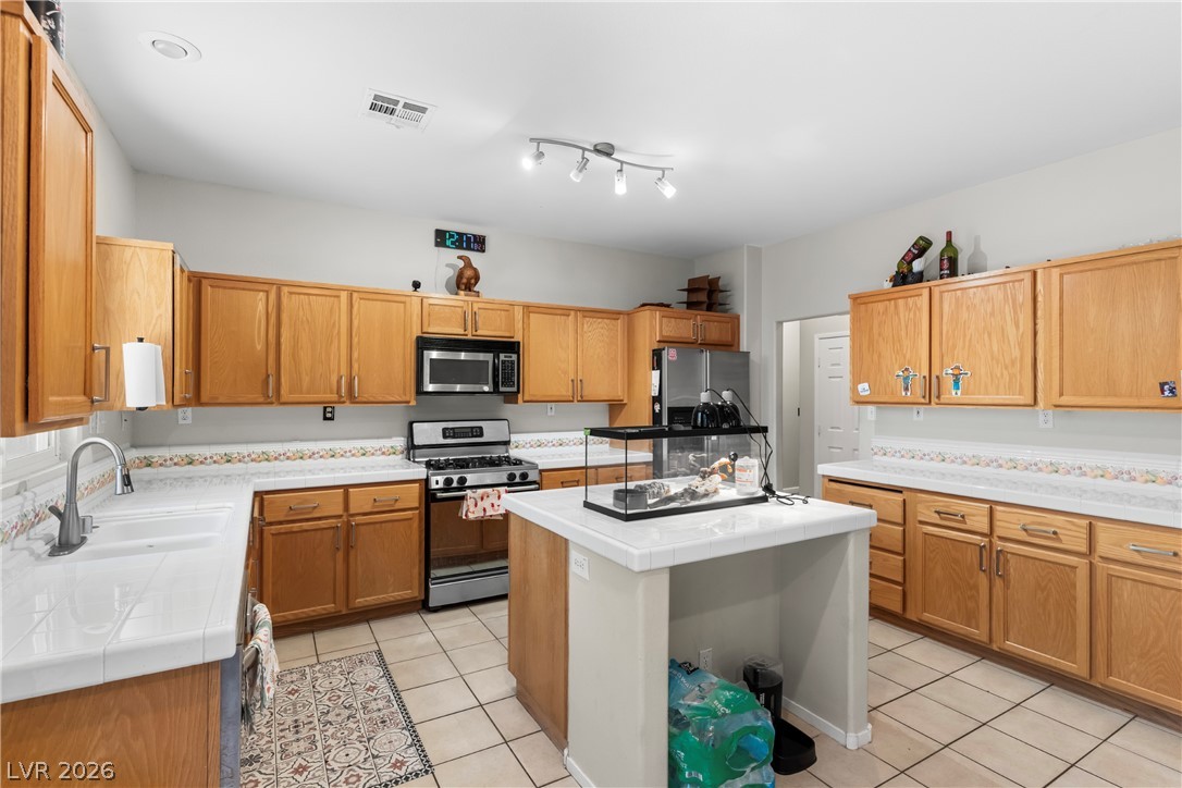 6117 Starpoint Road Property Photo 11