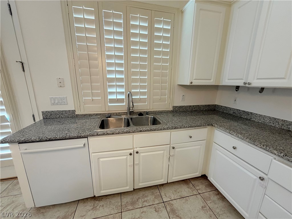 2121 Stone Croft Street Property Photo 25