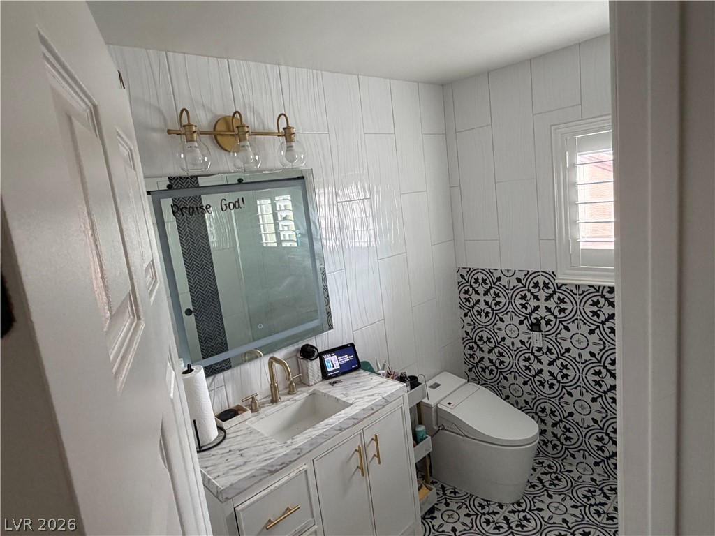 8765 Beluga Way Property Photo 8
