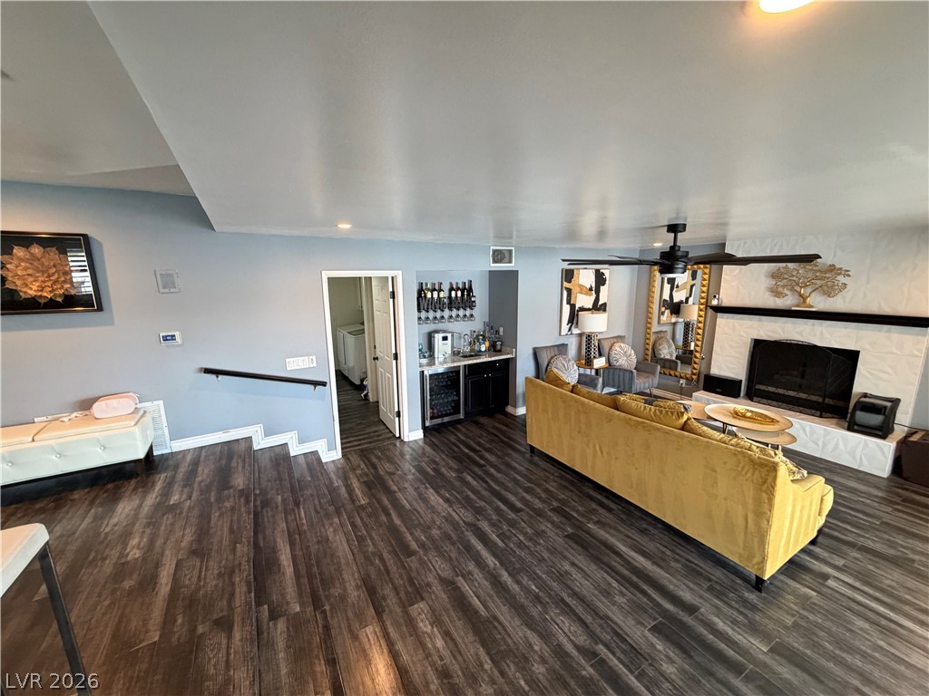 8765 Beluga Way Property Photo 13