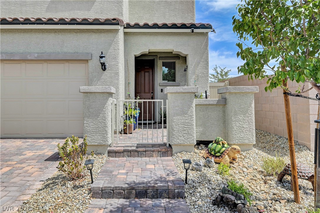 6830 Camino Real Street Property Photo 3
